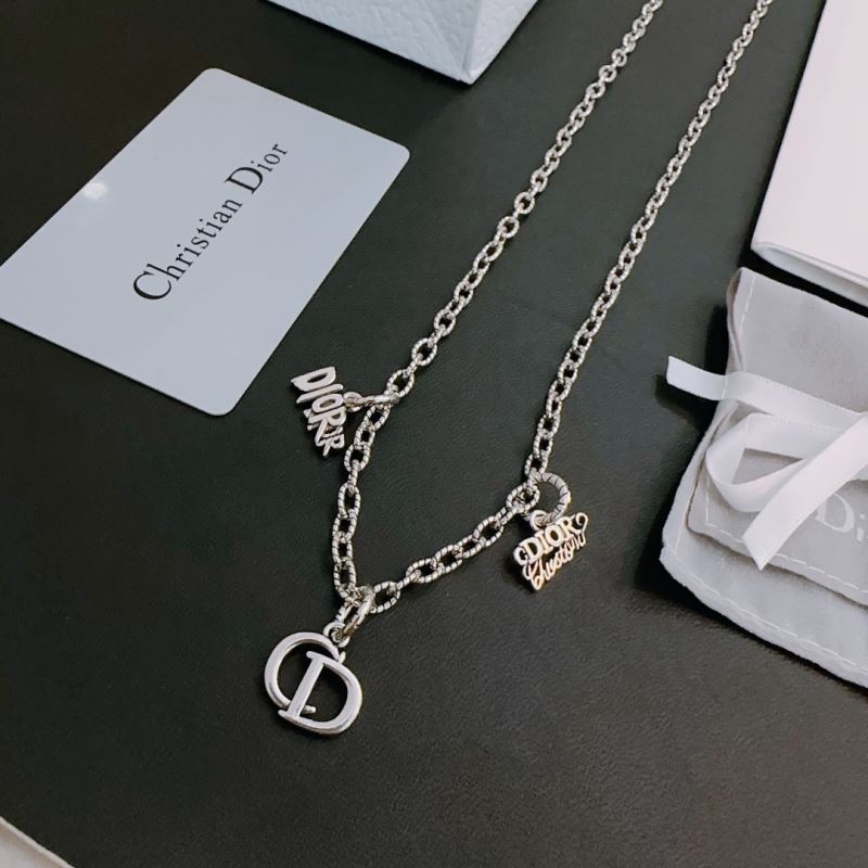 chr1st1an D10r necklaces